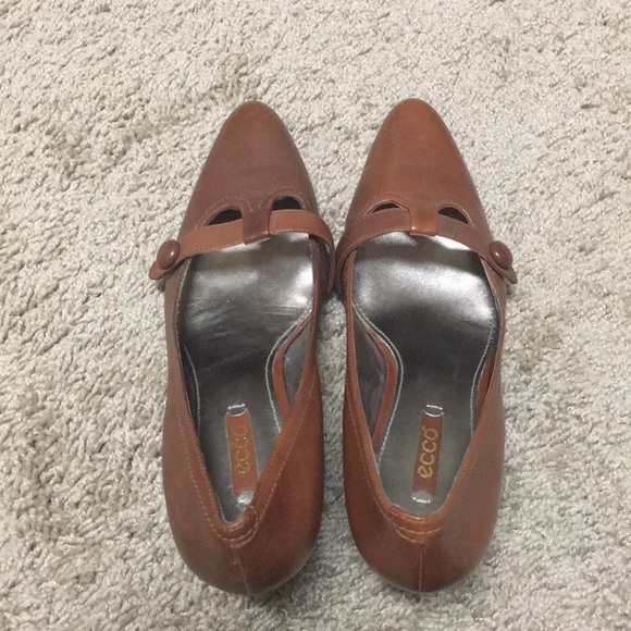 Ecco Babydoll Heels - Picture 3 of 6